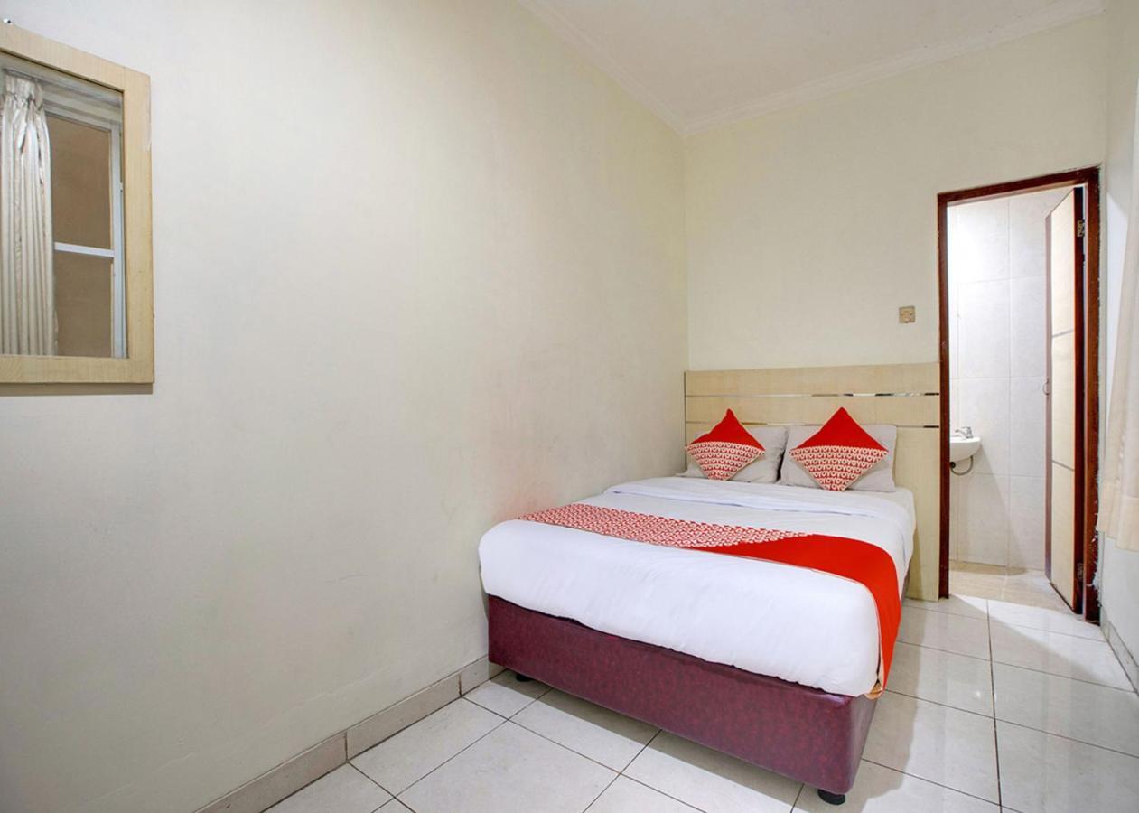 Oyo 2554 Hotel Arimbi Lama Dewi Sartika Μπαντούνγκ Εξωτερικό φωτογραφία